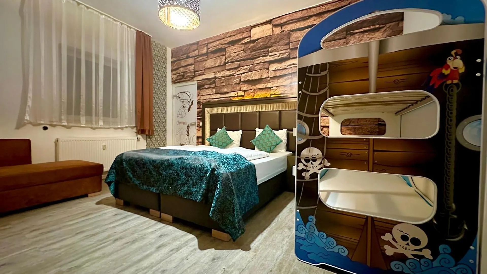 Pension Kristalpark Γκούνζμπουργκ