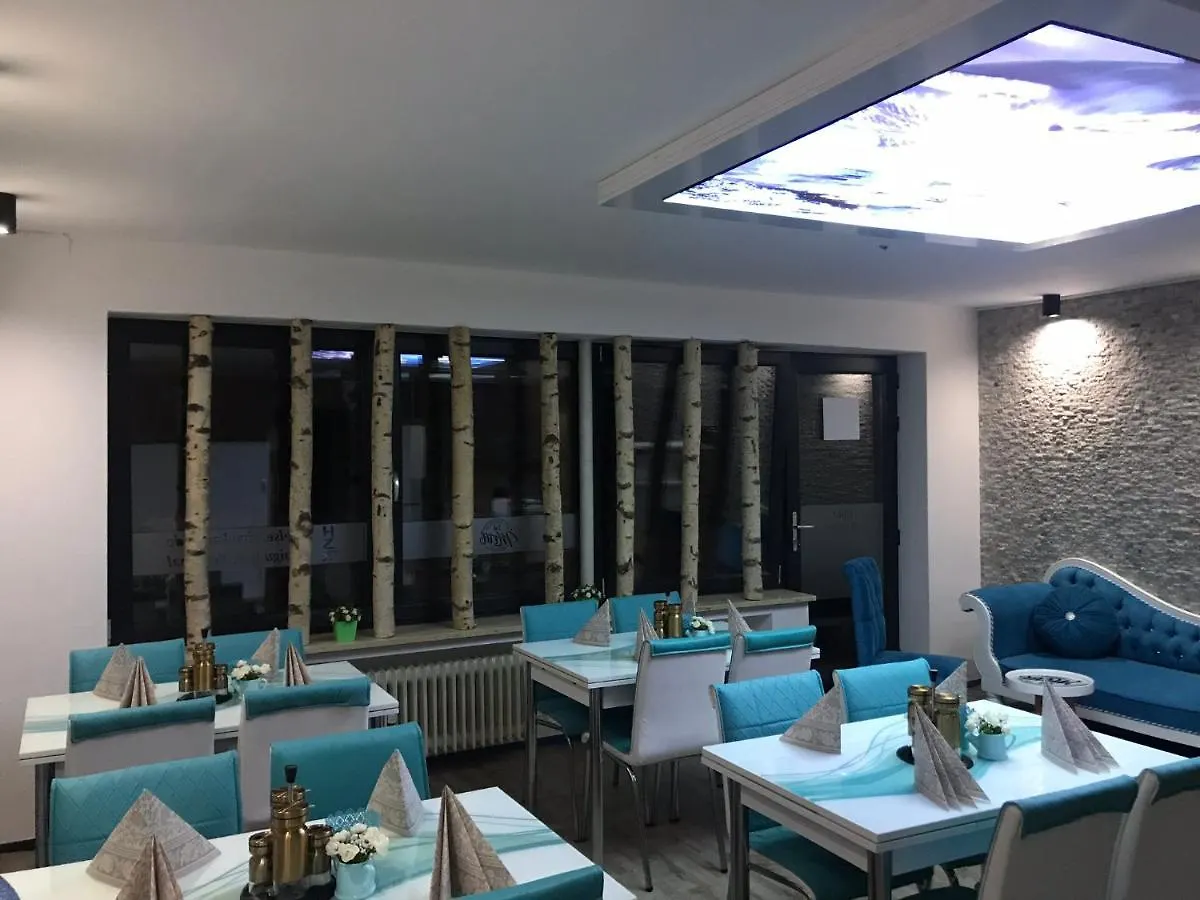 Pension Kristalpark Guenzburg Guest house